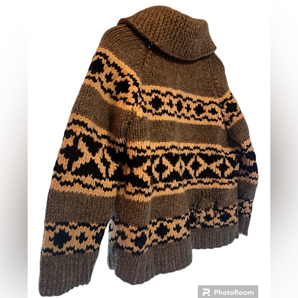 Vintage wool Cowichan sweater - Picture 8 of 11